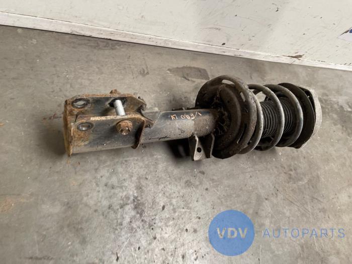 Fronts shock absorber, left Mercedes GLK-Klasse
