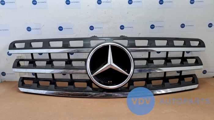 Grill Mercedes ML-Klasse