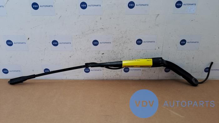 Front wiper arm Mercedes Sprinter