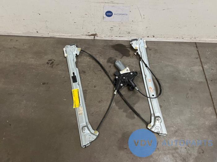 Window mechanism 2-door, front right Mercedes Vito