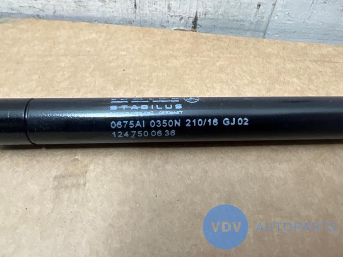 Gasdämpfer rechts hinten Mercedes E-Klasse