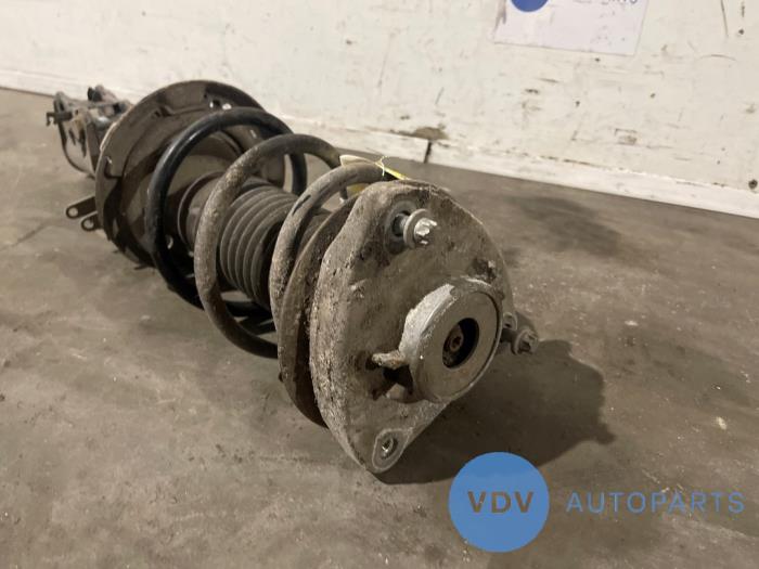 Stoßdämpfer rechts vorne Mercedes B-Klasse