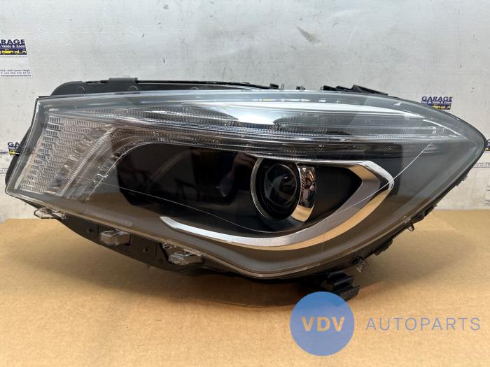 Headlight, left Mercedes CLA