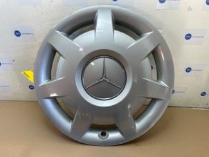 Gebruikte Wieldop Mercedes C (W204) 1.8 C-200K 16V Prijs € 24,20 Inclusief btw aangeboden door Autoparts Van De Velde
