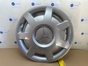 Gebruikte Wieldop Mercedes C (W204) 1.8 C-200K 16V Prijs € 24,20 Inclusief btw aangeboden door Autoparts Van De Velde