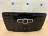 Radio van een Mercedes A (W176), 2012 / 2018 1.6 A-180 16V, Hatchback, Benzine, 1.595cc, 90kW (122pk), FWD, M270910, 2012-09 / 2018-05, 176.042 2014