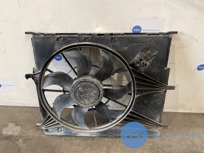 Engine cooling fan Mercedes Vito