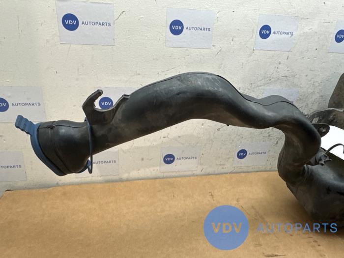 Front windscreen washer reservoir Mercedes B-Klasse