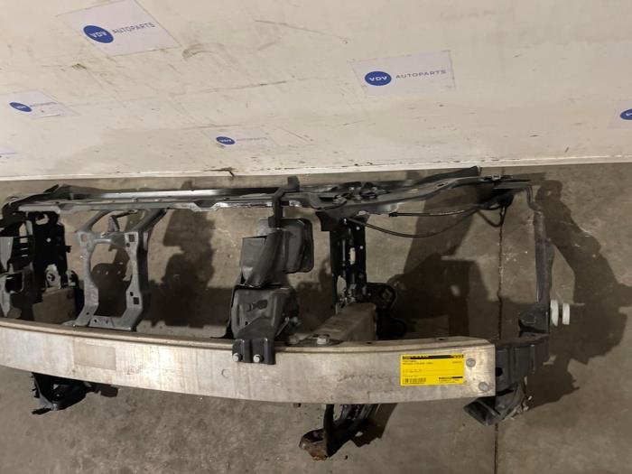 Panel przedni Mercedes E-Klasse
