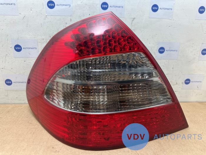 Taillight, left Mercedes E-Klasse