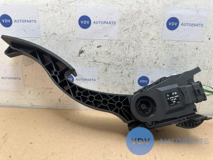 Pédale embrayage Mercedes A-Klasse