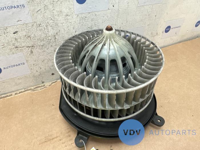 Heating and ventilation fan motor Mercedes E-Klasse