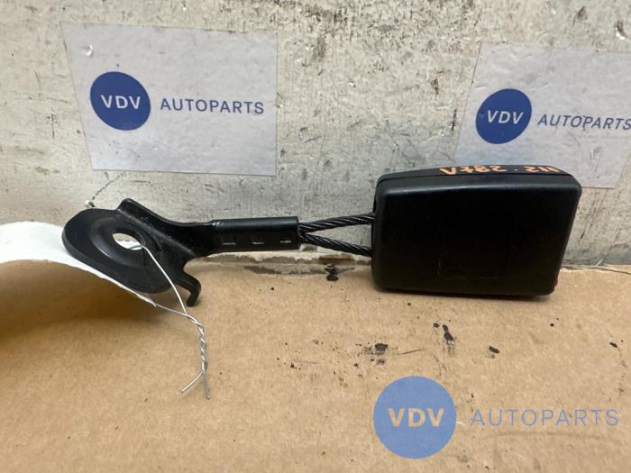 Rear seatbelt buckle, left Mercedes E-Klasse