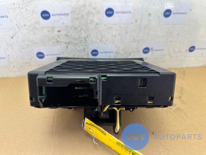 Przelacznik swiatel awaryjnych Mercedes E-Klasse