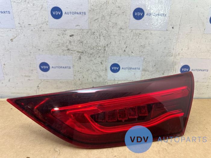 Luz trasera derecha Mercedes CLA