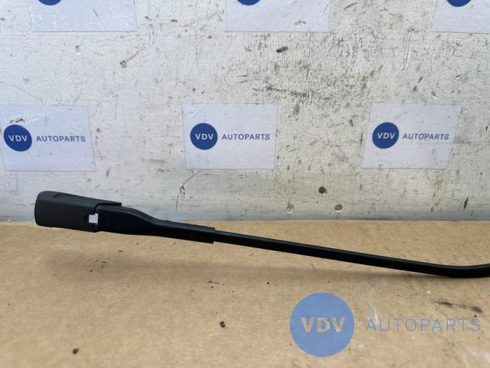 Scheibenwischerarm vorne Mercedes CLA