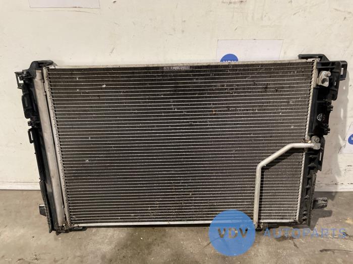 Air conditioning condenser Mercedes E-Klasse