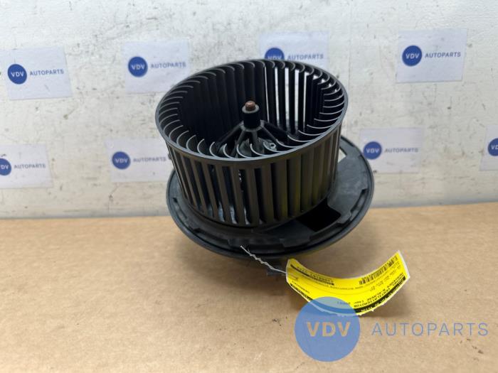 Heating and ventilation fan motor Mercedes B-Klasse