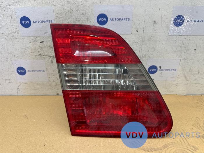 Luz trasera derecha Mercedes B-Klasse