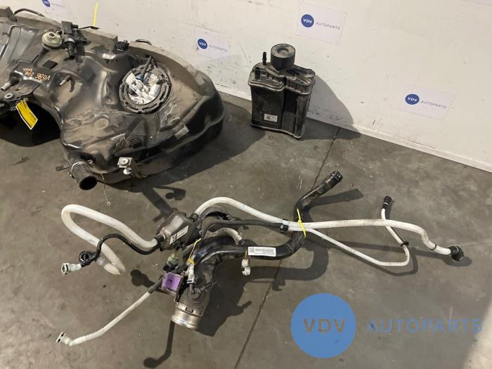 Krafstofftank Mercedes C-Klasse