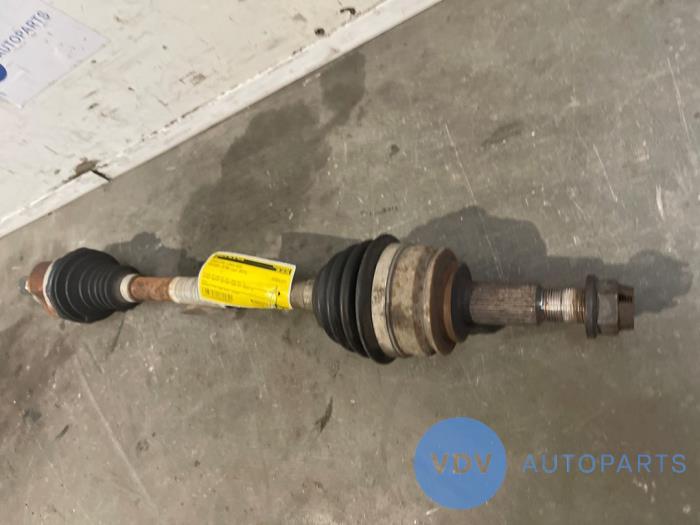 Os napedowa lewy przód Mercedes Citan