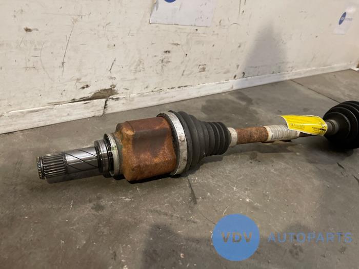 Os napedowa lewy przód Mercedes Citan