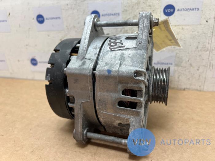 Dynamo Mercedes B-Klasse