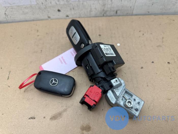 Ignition lock + computer Mercedes Citan