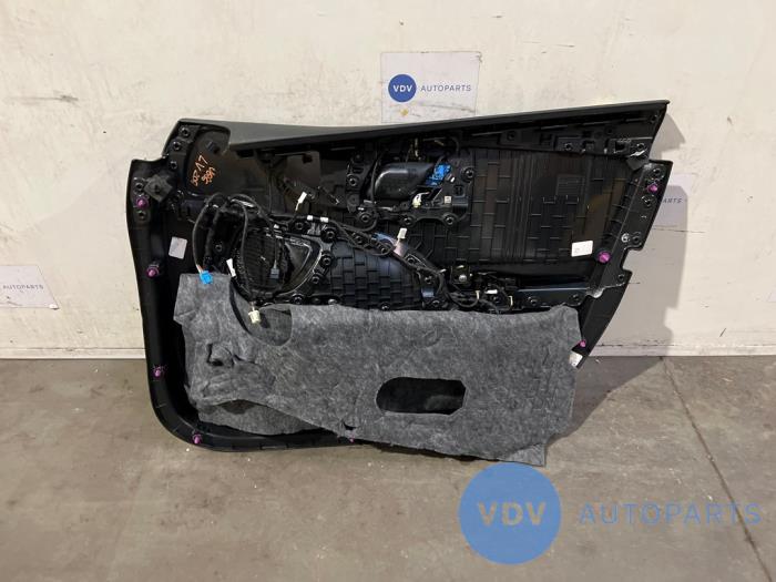 Door trim 4-door, front left Mercedes C-Klasse