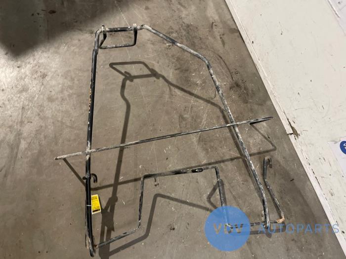 Ophangmechaniek reservewiel Mercedes Citan