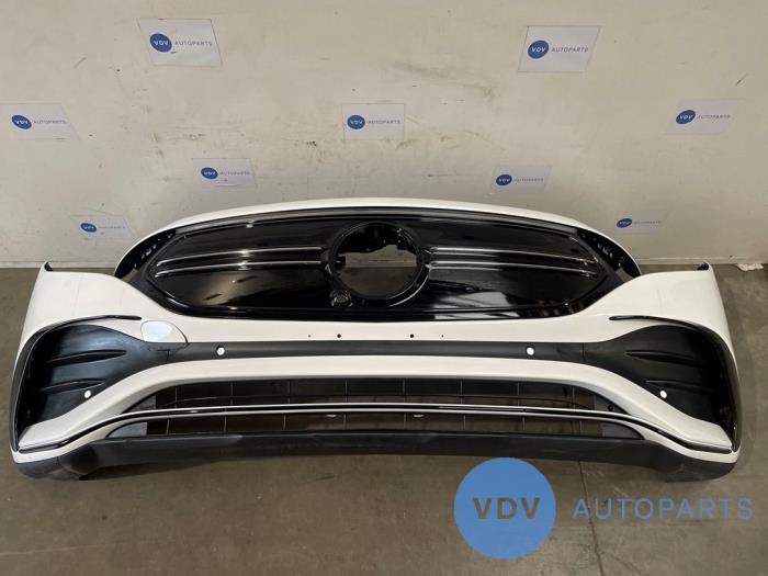 Zderzak przedni Mercedes EQB