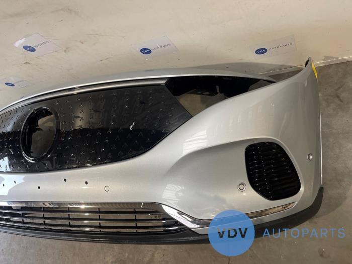 Pare-chocs avant Mercedes EQA