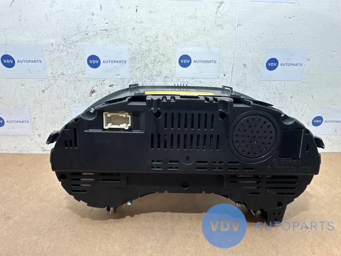 Tacho - Kombiinstrument KM Mercedes B-Klasse