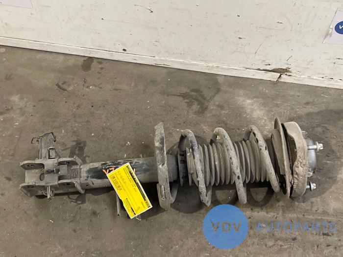 Stoßdämpfer rechts vorne Mercedes B-Klasse