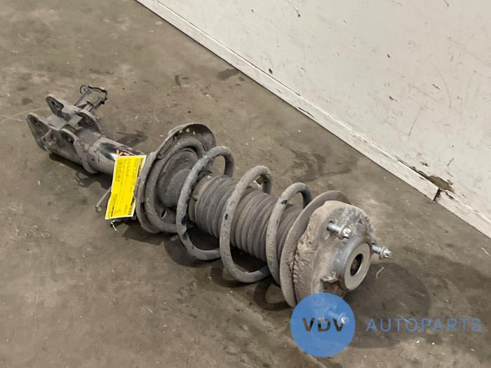 Stoßdämpfer rechts vorne Mercedes B-Klasse