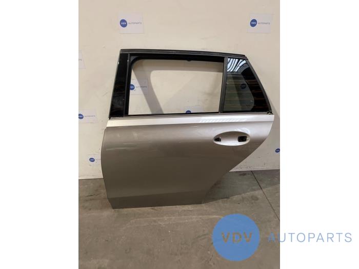 Tür 4-türig links hinten Mercedes C-Klasse