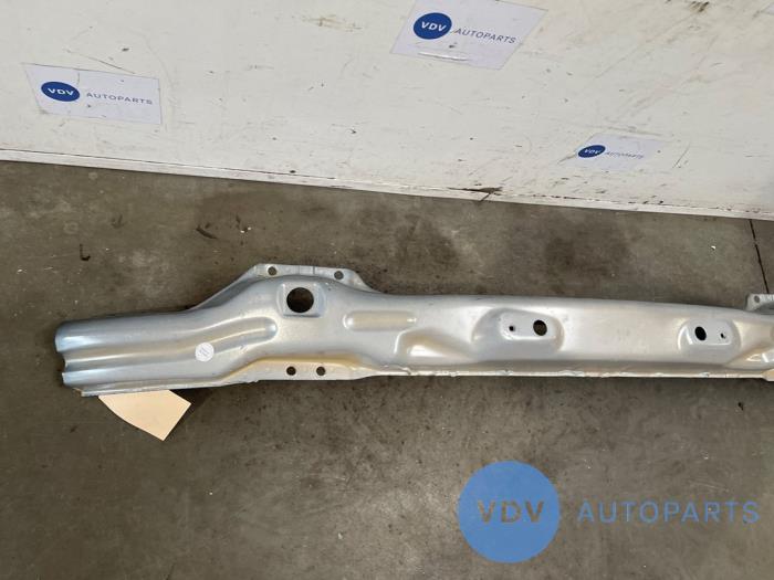 Barre châssis avant Mercedes Sprinter