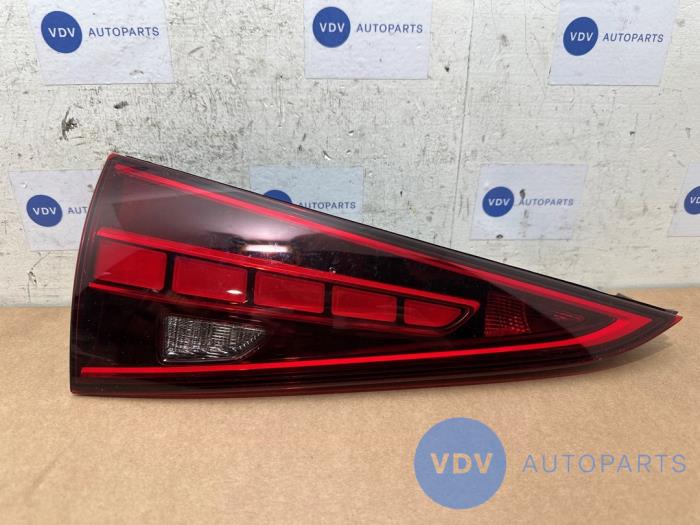 Feu arrière gauche Mercedes C-Klasse