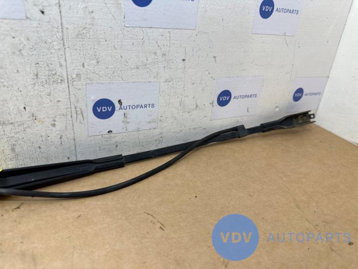 Scheibenwischerarm vorne Mercedes Sprinter