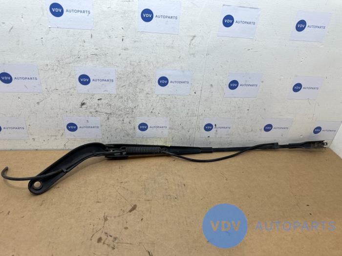 Front wiper arm Mercedes Sprinter