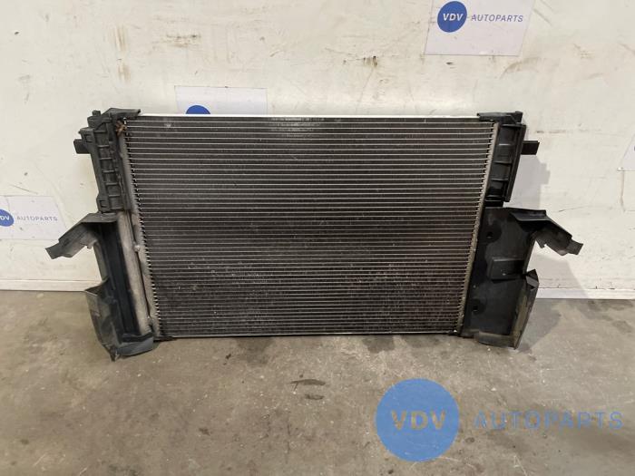 Air conditioning condenser