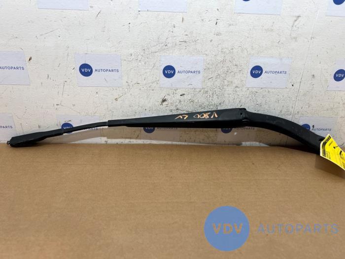 Front wiper arm Mercedes CLA