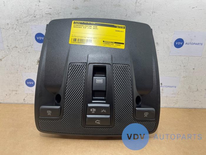 Oswietlenie wewnetrzne przód Mercedes CLA