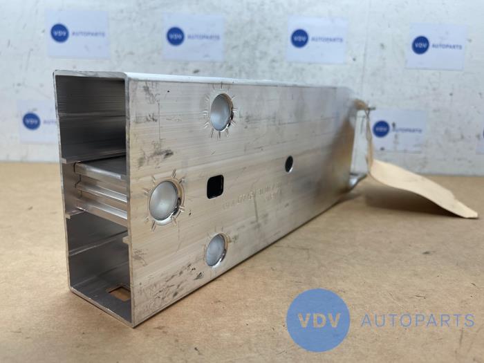 Support (divers) Mercedes EQB