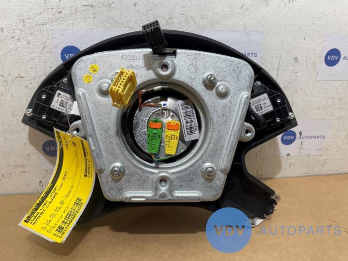 Left airbag (steering wheel) Mercedes E-Klasse