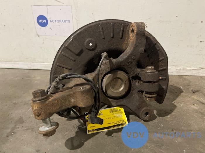 Knuckle, front left Mercedes Vito