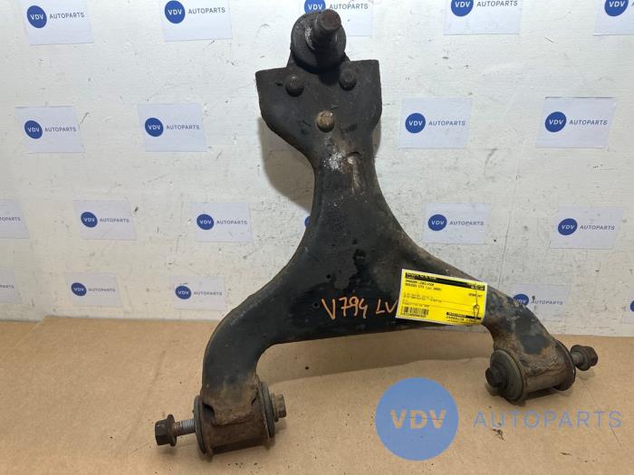 Draagarm links-voor Mercedes Vito