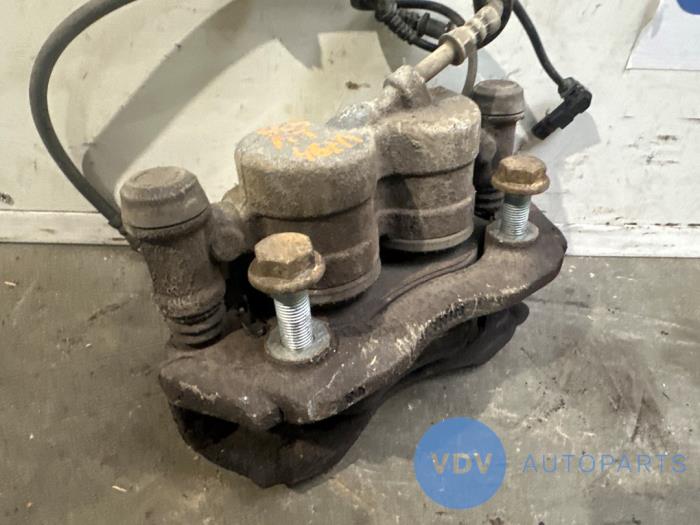 Etrier de frein (pince) avant gauche Mercedes Vito