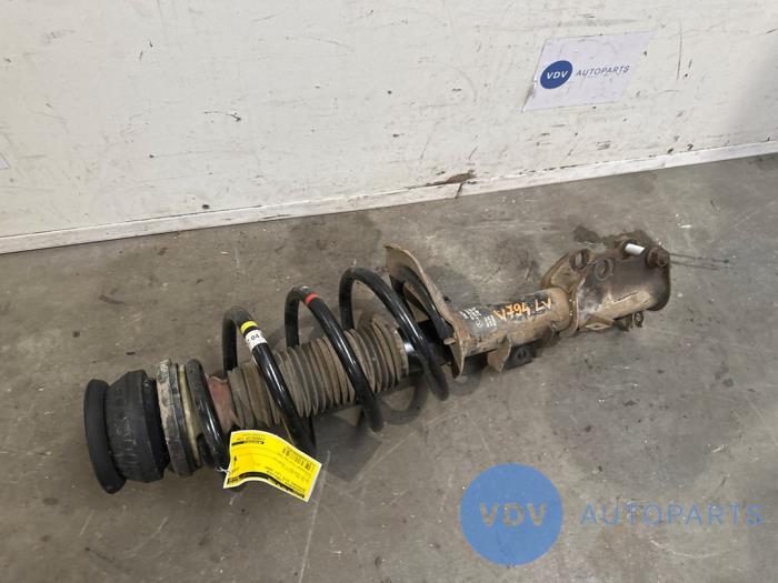Fronts shock absorber, left Mercedes Vito