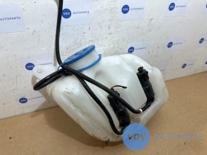 Front windscreen washer reservoir Mercedes Vito